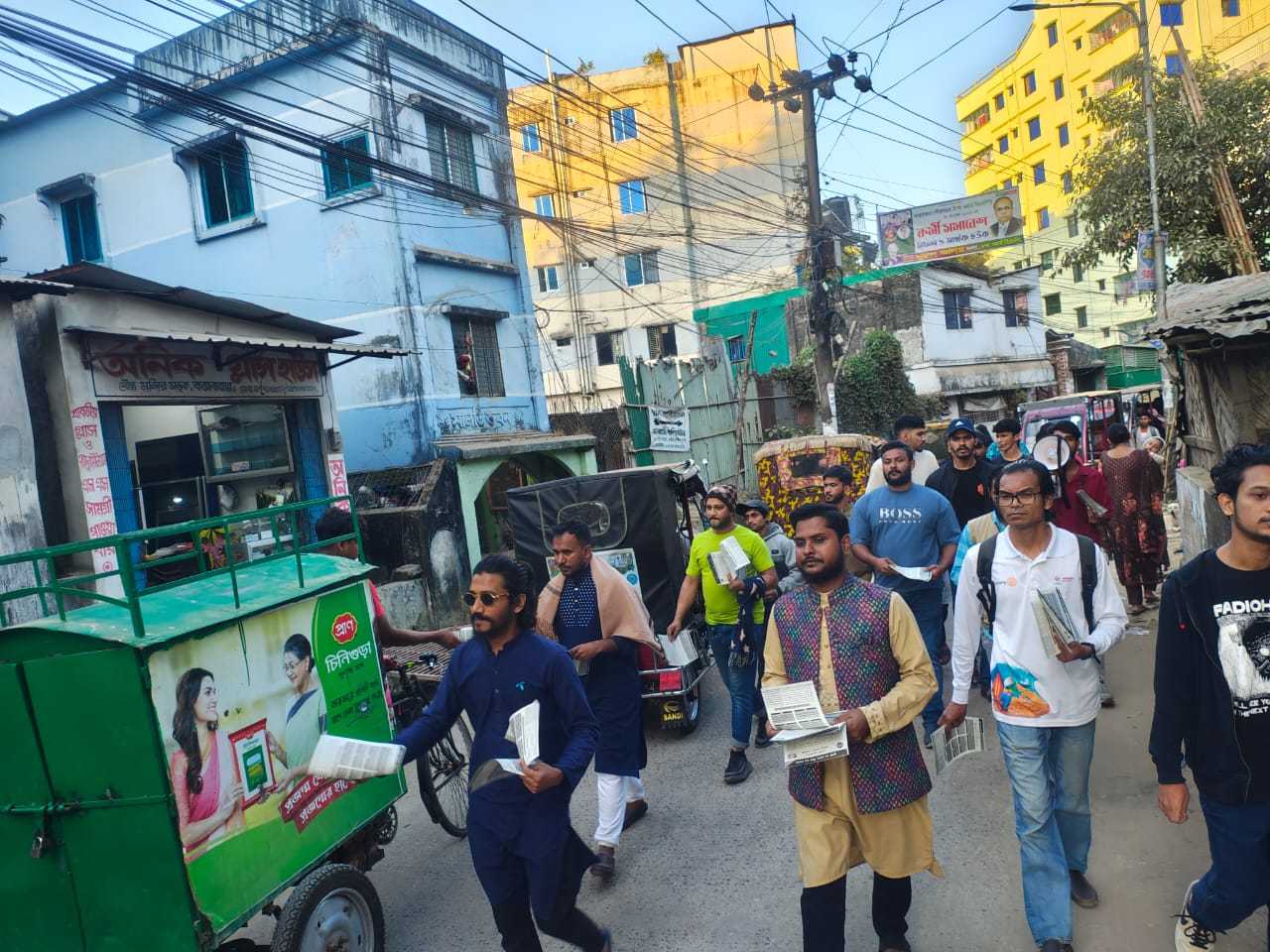চুয়াডাঙ্গায় বৈষম্যবিরোধী ছাত্র আন্দোলন ও জাতীয় নাগরিক কমিটির উদ্যোগে লিফলেট বিতরণ