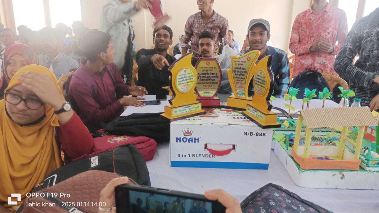 জাতীয় বিজ্ঞান মেলা ও ৯ম বিজ্ঞান অলিম্পিয়াডে ভিতরবন্দ ডিগ্রি কলেজের অসাধারণ সাফল্য