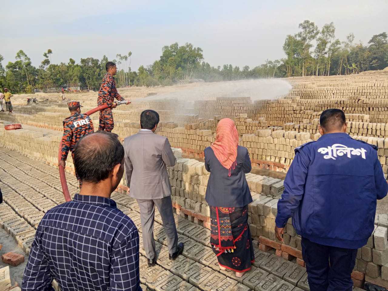 শিক্ষা প্রতিষ্ঠানের পাশের অবৈধ ইটভাটা বন্ধ করল প্রশাসন