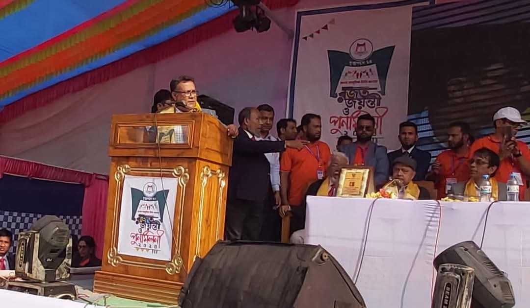 শিক্ষক প্রত্যক্ষ রাজনীতিতে জড়িত হলে শিক্ষার পরিবেশ বিঘ্নিত হয় – জাতীয় বিশ্ববিদ্যালয়ের ভিসি এম. আমনুল্লাহ