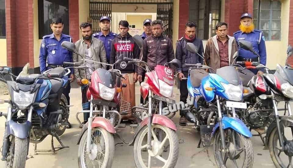 টাঙ্গাইলের মধুপুরে আন্তঃজেলা মোটরসাইকেল চুরি, ৫ সদস্য গ্রেপ্তার