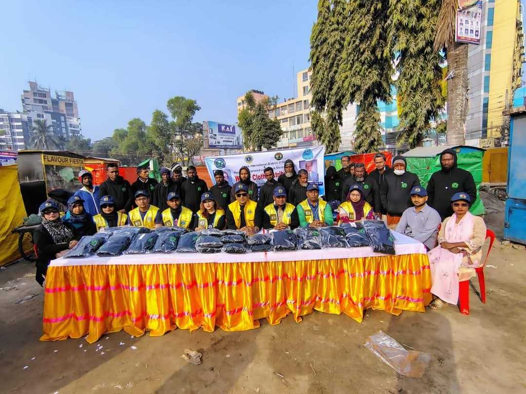 খুলনায় ম্যানগ্রোভ চার্টার্ড লায়ন্স ক্লাবের শীতবস্ত্র বিতরণ