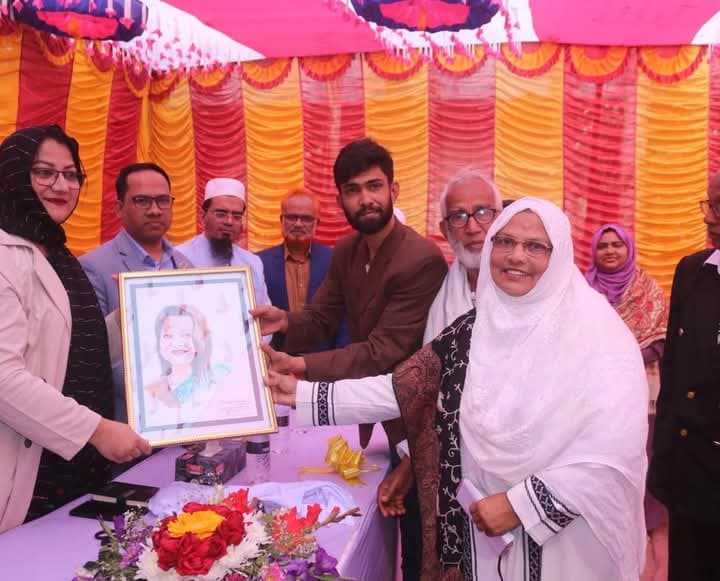 মধুপুরে ভবন উদ্বোধন ও মতবিনিময় করলেন জেলা প্রশাসক