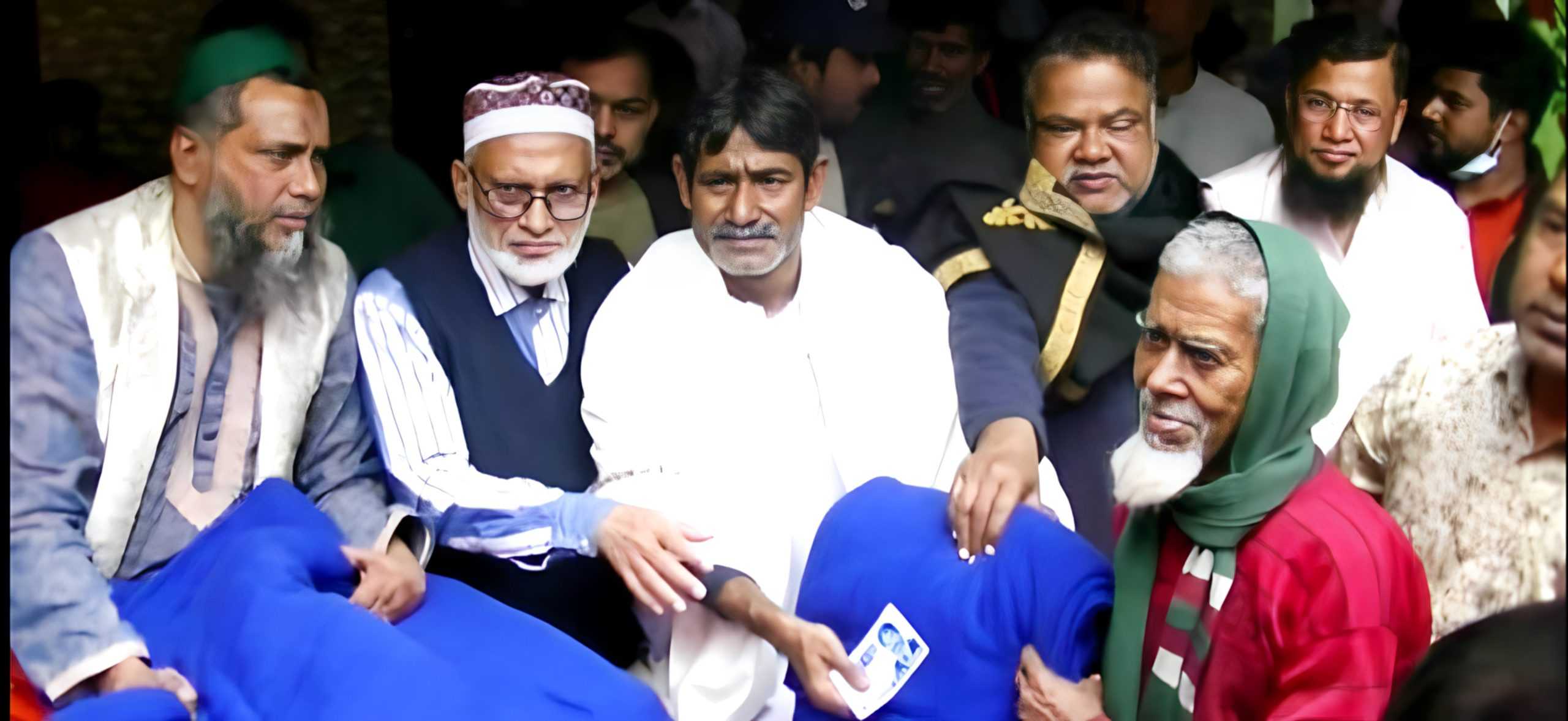 টাঙ্গাইলে সুবিধা বঞ্চিত শীতার্তদের মাঝে শীতবস্ত্র বিতরণ