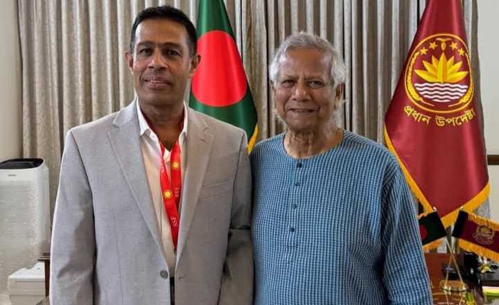 প্রধান উপদেষ্টা ডক্টর ইউনুসের বিশেষ সহকারী হিসেবে নিয়োগ পেলেন সাংবাদিক মনির হায়দার