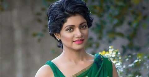 বাংলাদেশে অভিনেত্রী সোহানা সাবা আটক, রাষ্ট্রবিরোধী ষড়যন্ত্রের অভিযোগ