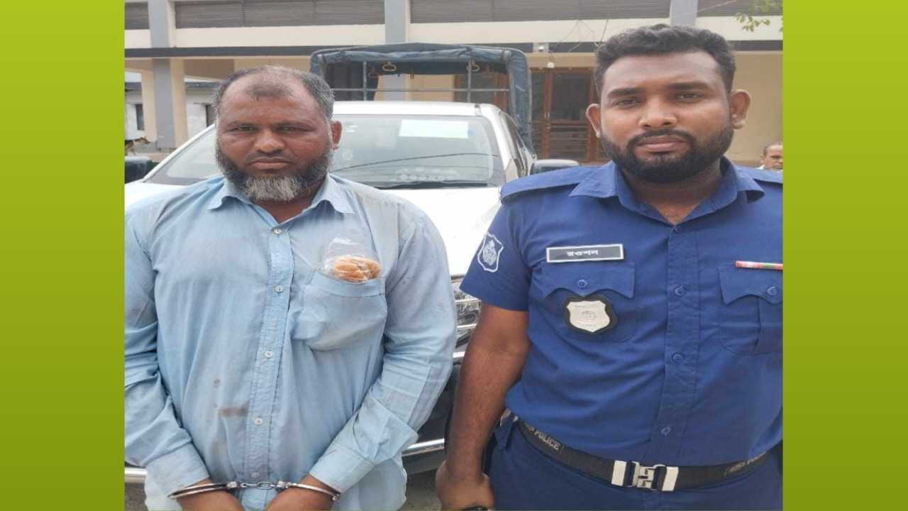 উলিপুরে বুড়ি-তিস্তা নদীর গড় কেটে অবৈধভাবে মাটি উত্তোলন,হারুনর রশীদকে ১৫ দিনের বিনাশ্রম কারাদণ্ড
