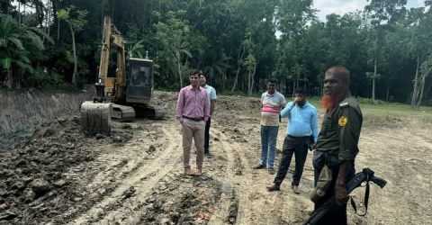 বোয়ালমারীতে মাটি ব্যবসায়ীকে এক লক্ষ টাকা জরিমান 
