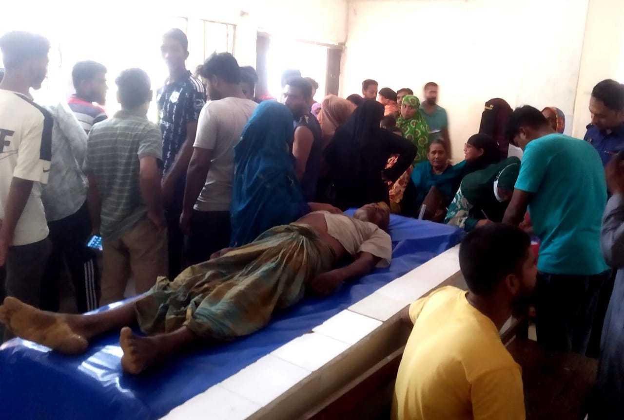 ফকিরহাটে আমগাছ থেকে পড়ে কাঁচামাল বিক্রেতার মৃত্যু