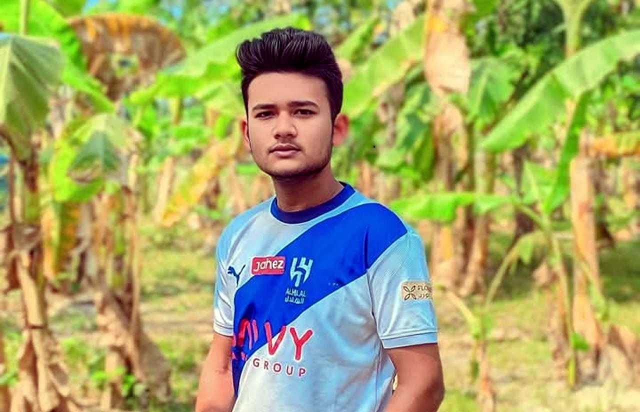 ফকিরহাটে মটরসাইকেলের নিয়ন্ত্রণ হারিয়ে গ্যারেজ মিস্ত্রীর মৃত্যু।