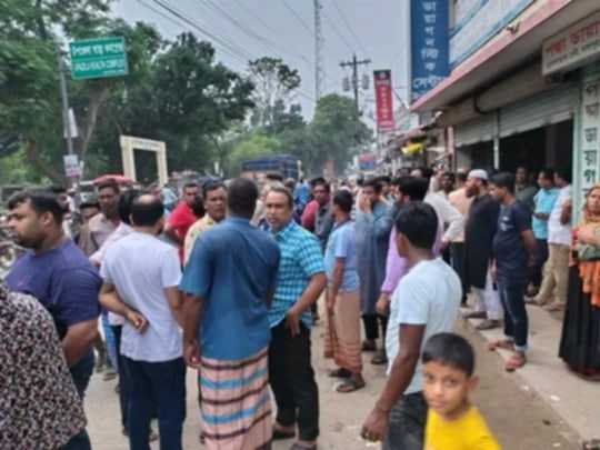 পদ্মা জেনারেল হাসপাতালে ভুল চিকিৎসা ও অবহেলায় নবজাতকের মৃত্যু মহিলা ডাঃ সহ তিন জনের বিরুদ্ধে থানায় অভিযোগ