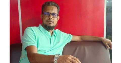 নলছিটি স্বাস্থ্য কমপ্লেক্সে রোগী দেখেন ওষুধ কোম্পানির প্রতিনিধি, নিষেধ করায় ইউএইচএপপিওকে হুমকি