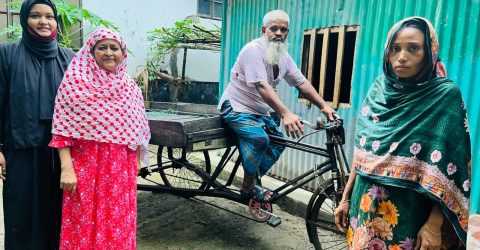 স্বাবলম্বীকরণ প্রকল্প ২০২৫-এর আওতায় ভ্যান বিতরণ করেছে বিজয়ী