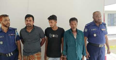 সদরপুরে পুলিশের অভিযানে ৫০ পিস ইয়াবাসহ গ্রেপ্তার ২, ওয়ারেন্টভুক্ত ১ জনসহ মোট ৩ জন সোপর্দ