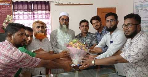 সদরপুরে নবাগত প্রাথমিক শিক্ষা অফিসারকে সংবর্ধনা প্রদান