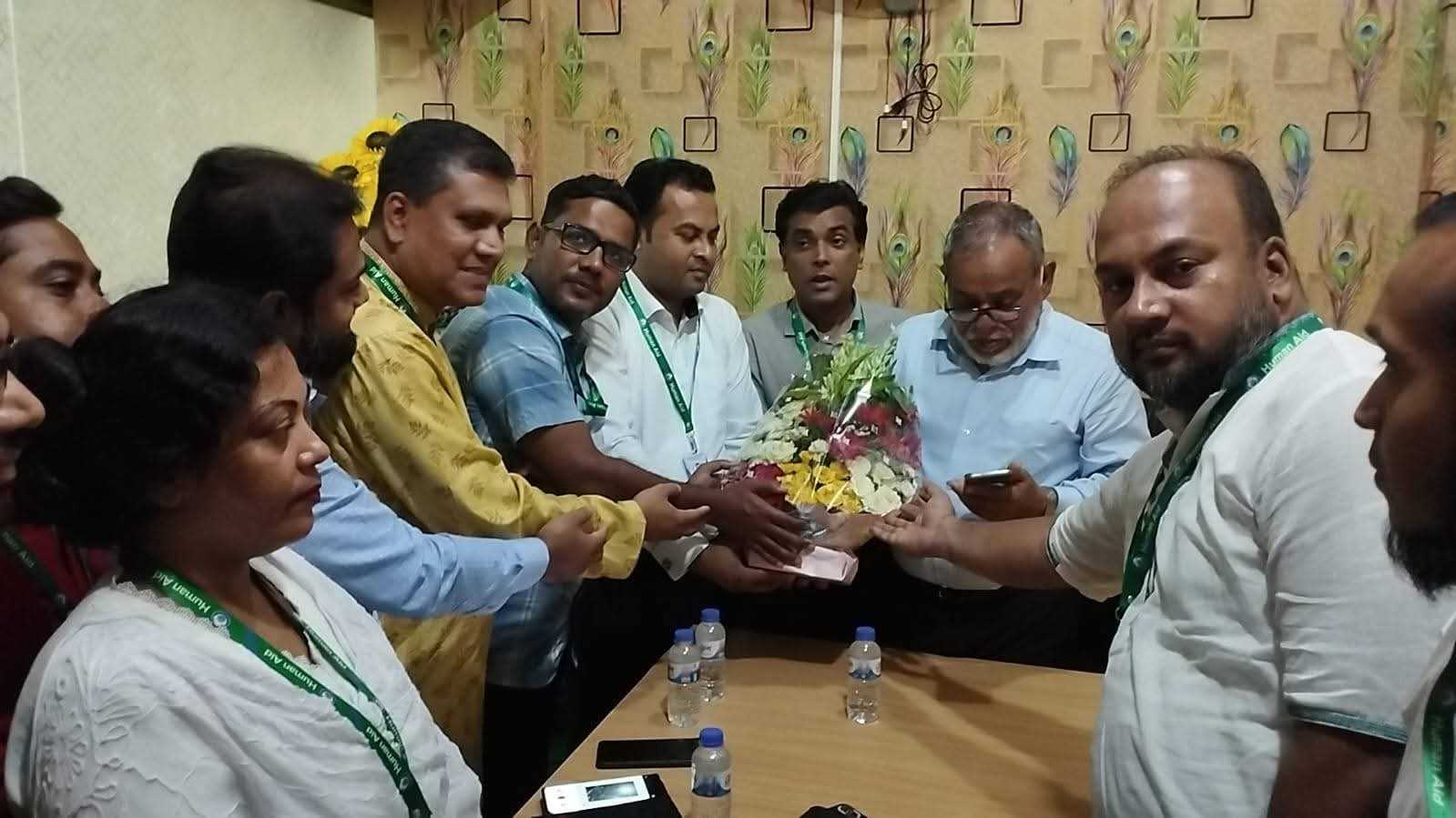 আন্তর্জাতিক মানবাধিকার প্রতিষ্ঠান হিউম্যান এইড এন্ড ট্রাস্ট ইন্টারন্যাশনালের অফিস পরিদর্শনে বাংলাদেশ জাতীয়তাবাদী শ্রমিক দলের সভাপতি আনোয়ার হোসেন।