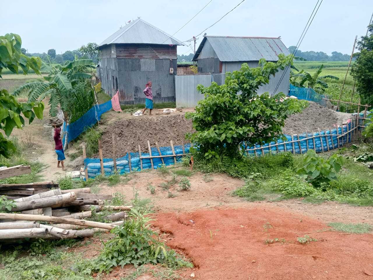 সদরপুরে সরকারি খাল ভরাটসহ জমি দখলের অভিযোগ
