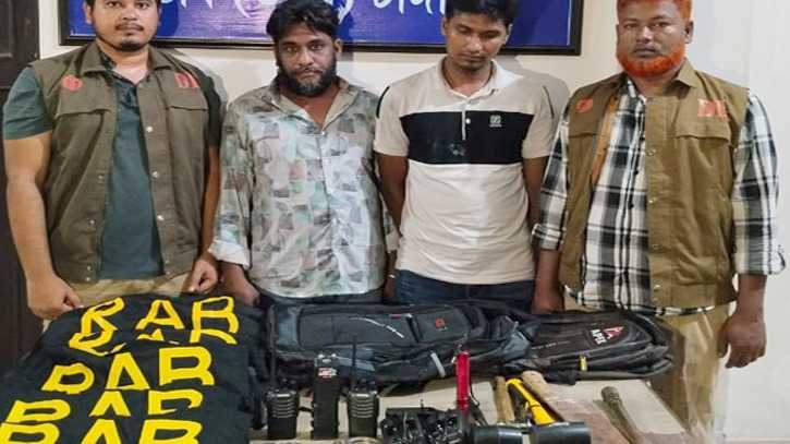 ঢাকা-টাঙ্গাইল-যমুনা সেতু মহাসড়কে ডাকাতির ঘটনায় গ্রেপ্তার ২
