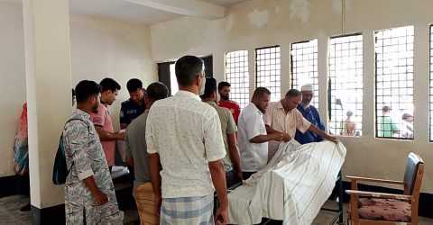 ডামুড্যায় ভ্যান ও পিকাআপের সংঘর্ষে নিহত- ১  আহত- ৩