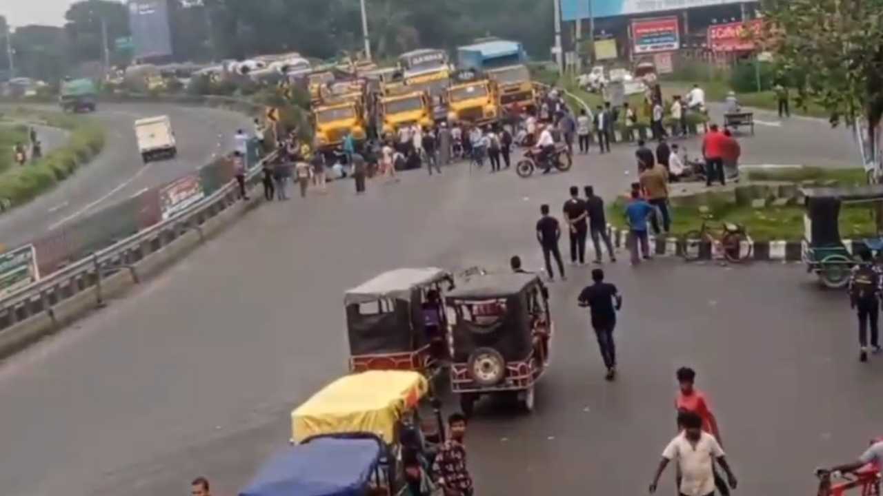 গোপালগঞ্জে এনসিপির নেতাকর্মীদের উপর হামলা: ঢাকা-টাঙ্গাইল-যমুুনা সেতু মহাসড়ক অবরোধ