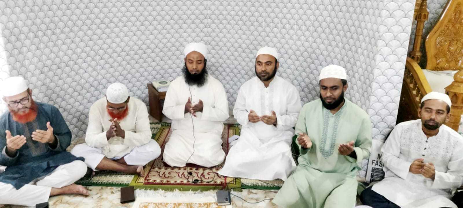 জুলাই গণঅভ্যুত্থানের বর্ষপূর্তিতে চাঁদপুর শহর জামায়াতের আলোচনা ও দোয়া মাহফিল
