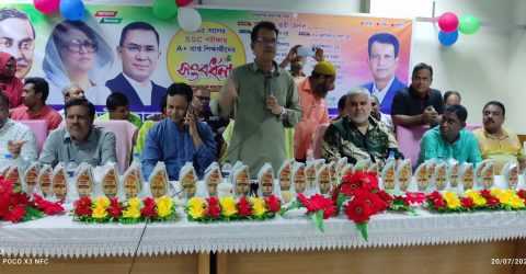 খুলনার দিঘলিয়ায় ২০২৫ সালের এসএসসি পরীক্ষায় A+ প্রাপ্ত শিক্ষার্থীদের সংবর্ধনা