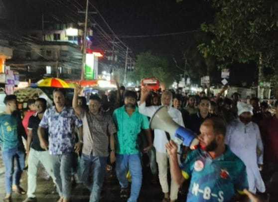 সাতক্ষীরার শ্যামনগরে সংসদীয় আসন পুনর্বিন্যাসের প্রতিবাদে বিক্ষোভ