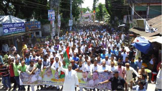 সদরপুরে বর্ণাঢ্য র‌্যালির মধ্য দিয়ে বিএনপির ৪৭তম প্রতিষ্ঠাবার্ষিকী উদযাপন