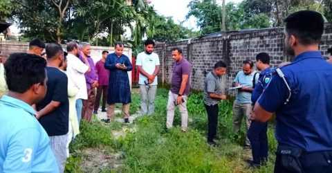 শ্রীমঙ্গলে প্রসাশনের কঠোর নজরদারিতেও বালু খেকোদের দৌরাত্ম্যে চরমে!