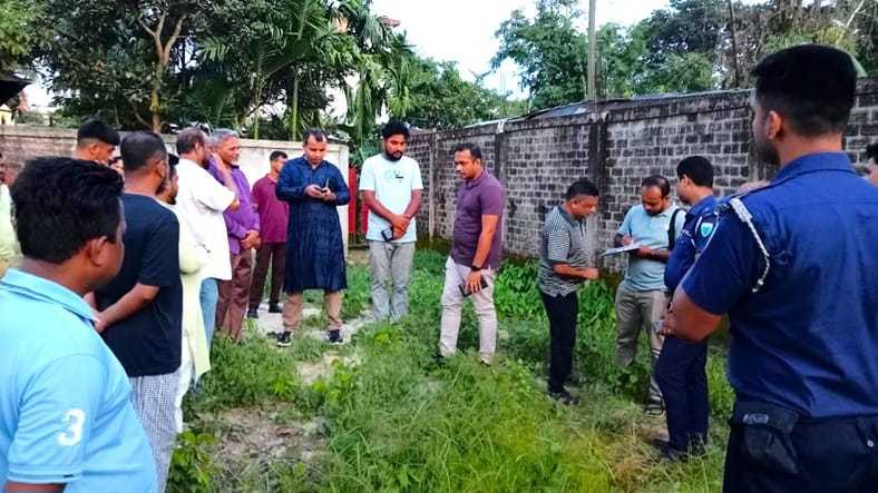 শ্রীমঙ্গলে প্রসাশনের কঠোর নজরদারিতেও বালু খেকোদের দৌরাত্ম্যে চরমে!