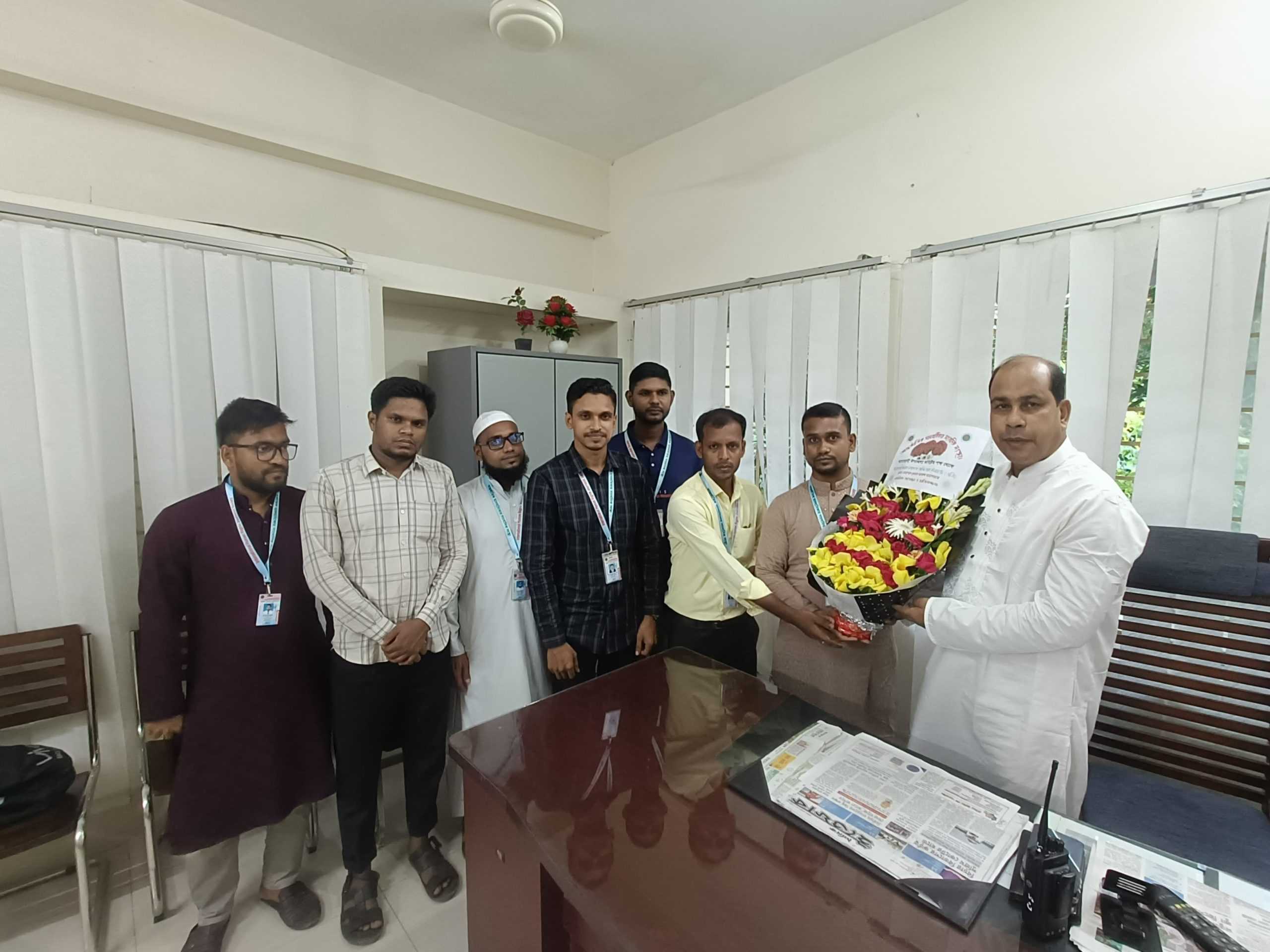 মনোহরদী থানার নবাগত ওসিকে আন্তর্জাতিক মানবাধিকার সাংবাদিক সংস্থার শুভেচ্ছা
