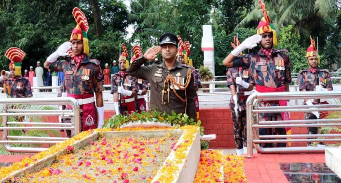 বীরশ্রেষ্ঠ শহীদ নূর মোহাম্মদের৫৪তমশাহাদতবার্ষিকীতেবিজিবি’রশ্রদ্ধাঞ্জলি