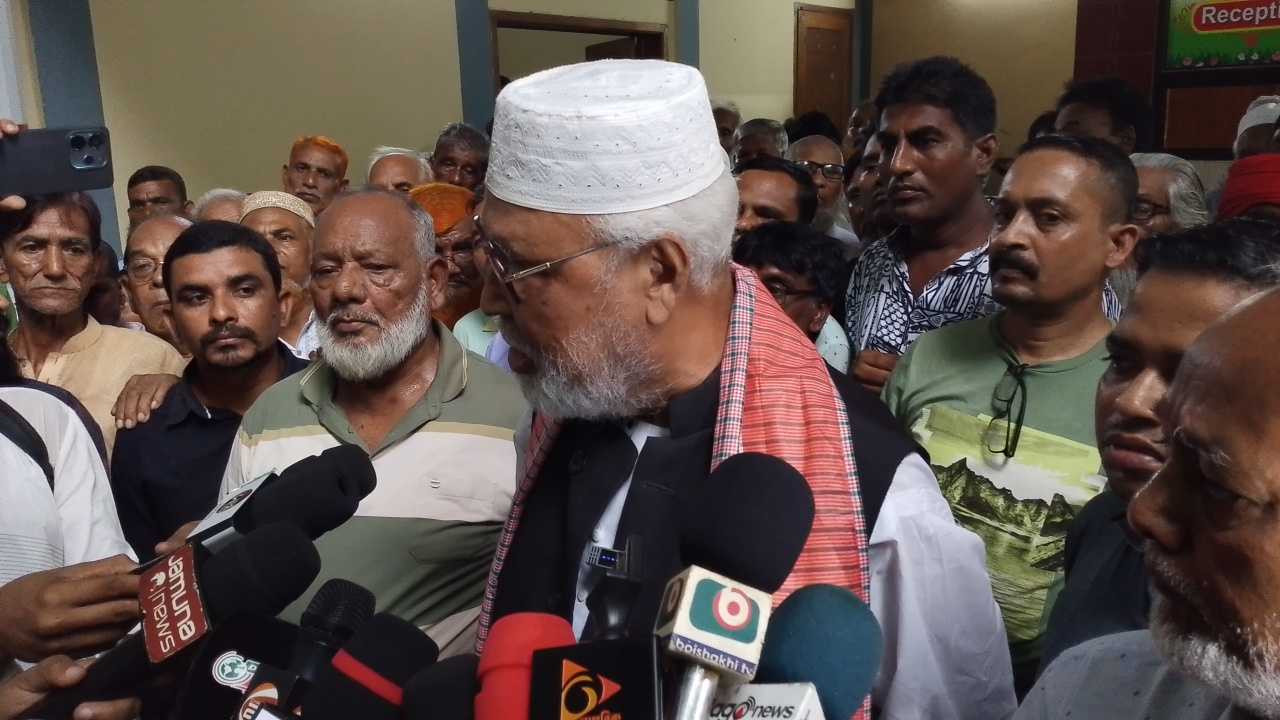 শেখ হাসিনার পতন আর মুক্তিযোদ্ধার পতন এক কথা না: কাদের সিদ্দিকী