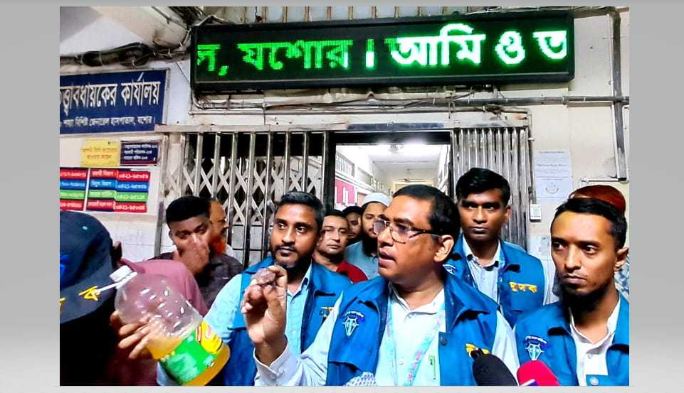 যশোর সদর হাসপাতালেঅভিযান দুদকপেল নানাদুর্নীতিরঅনিয়মেরপ্রমাণ